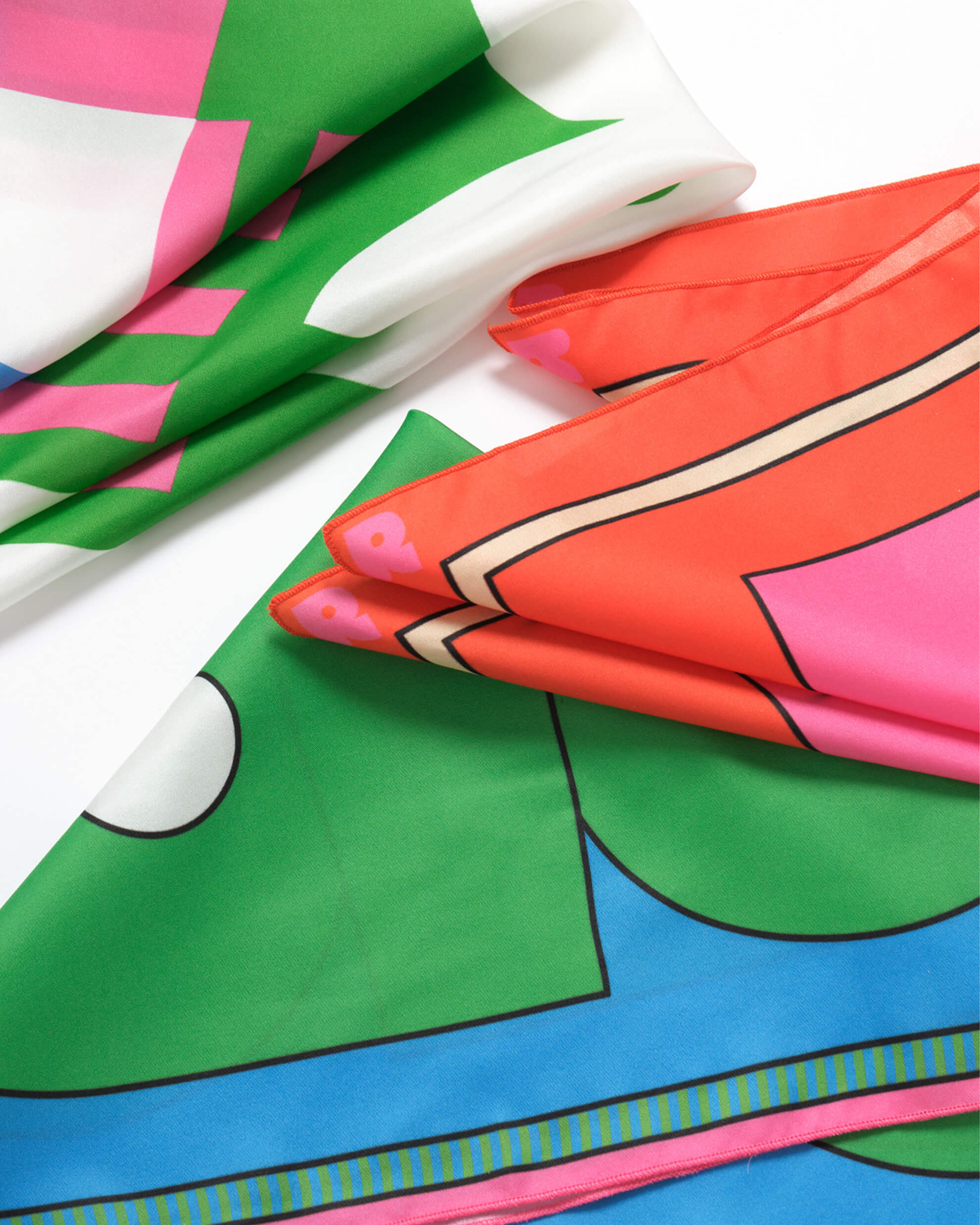 STUDIOAVENIR-RAZKA-5 STUDIOAVENIR-RAZKA-5